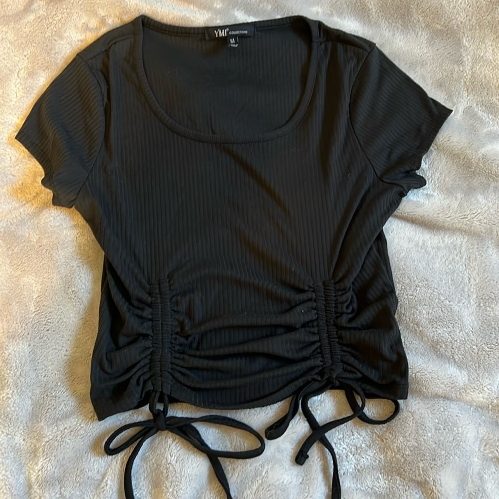 YMI Collections Ribbed Short Sleeved Cropped Top